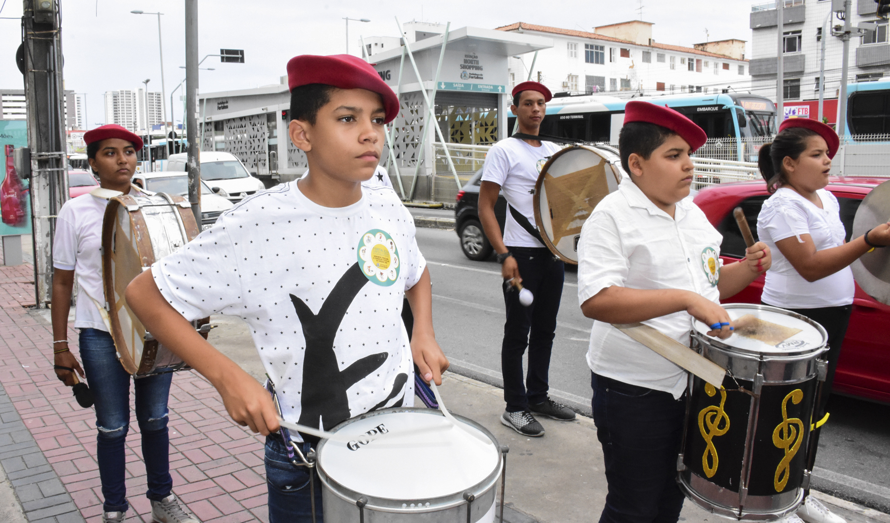 Banda composta por estudantes de música 